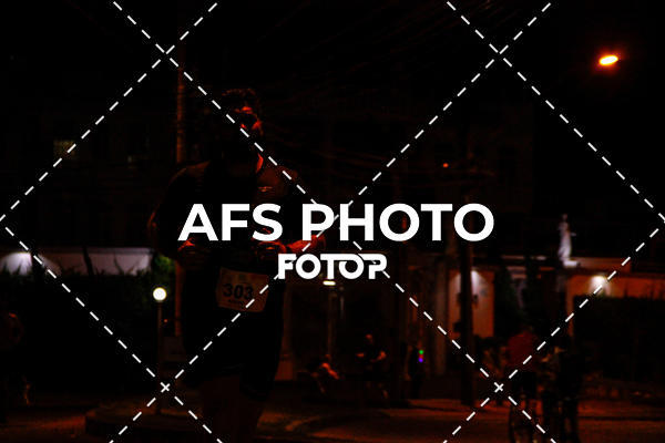 Compra tus fotos del eventoNeon Night Run 2019 - Belo Horizonte En Fotop