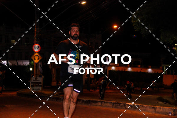 Compra tus fotos del eventoNeon Night Run 2019 - Belo Horizonte En Fotop