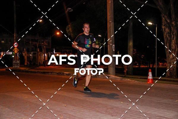 Compra tus fotos del eventoNeon Night Run 2019 - Belo Horizonte En Fotop