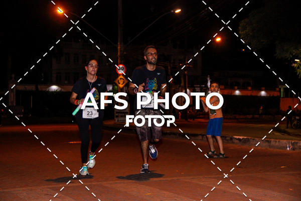 Compra tus fotos del eventoNeon Night Run 2019 - Belo Horizonte En Fotop
