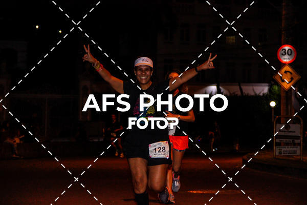 Compra tus fotos del eventoNeon Night Run 2019 - Belo Horizonte En Fotop