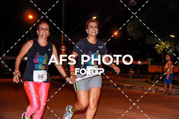 Compra tus fotos del eventoNeon Night Run 2019 - Belo Horizonte En Fotop