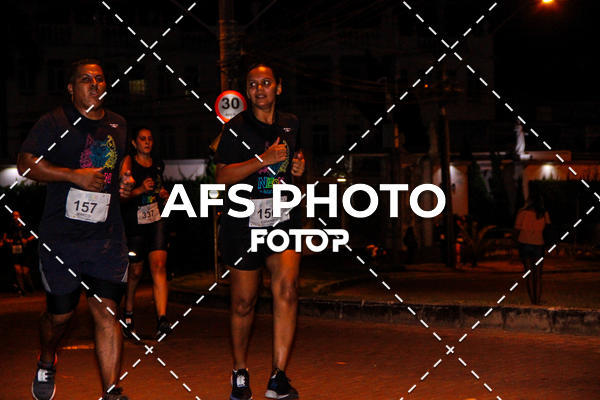 Compra tus fotos del eventoNeon Night Run 2019 - Belo Horizonte En Fotop