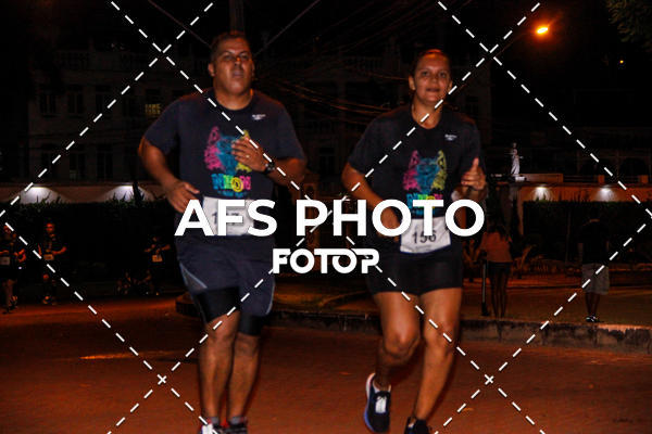 Compra tus fotos del eventoNeon Night Run 2019 - Belo Horizonte En Fotop