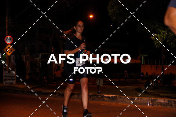 Compra tus fotos del eventoNeon Night Run 2019 - Belo Horizonte En Fotop