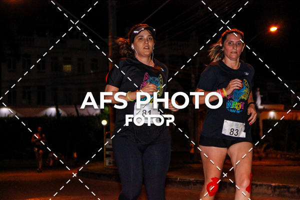 Compra tus fotos del eventoNeon Night Run 2019 - Belo Horizonte En Fotop