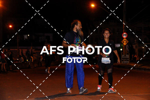 Compre suas fotos do eventoNeon Night Run 2019 - Belo Horizonte no Fotop