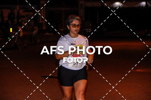 Compre suas fotos do eventoNeon Night Run 2019 - Belo Horizonte no Fotop