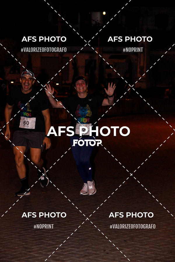 Compre suas fotos do eventoNeon Night Run 2019 - Belo Horizonte no Fotop
