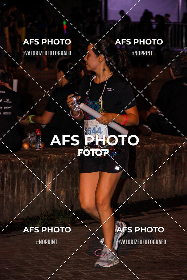 Compre suas fotos do eventoNeon Night Run 2019 - Belo Horizonte no Fotop