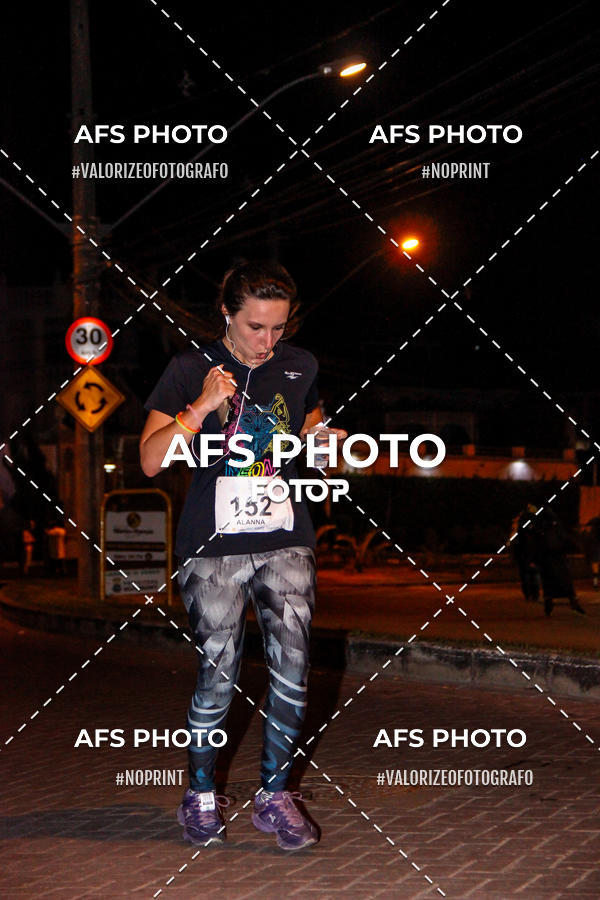 Buy your photos of the eventNeon Night Run 2019 - Belo Horizonte on Fotop
