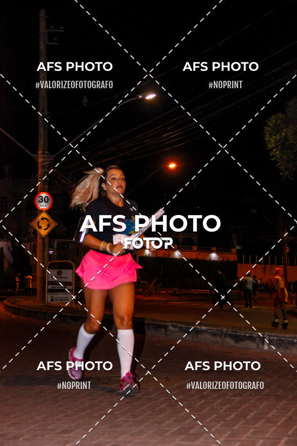 Buy your photos of the eventNeon Night Run 2019 - Belo Horizonte on Fotop