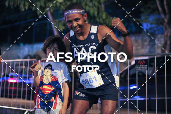 Compre as suas fotos do eventoNeon Night Run 2019 - Belo Horizonte no Fotop