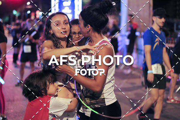 Compre as suas fotos do eventoNeon Night Run 2019 - Belo Horizonte no Fotop