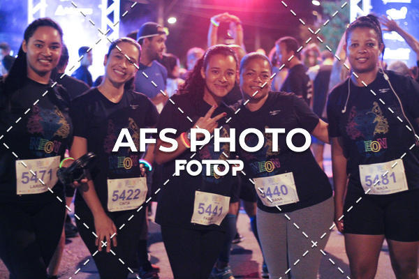 Compre as suas fotos do eventoNeon Night Run 2019 - Belo Horizonte no Fotop