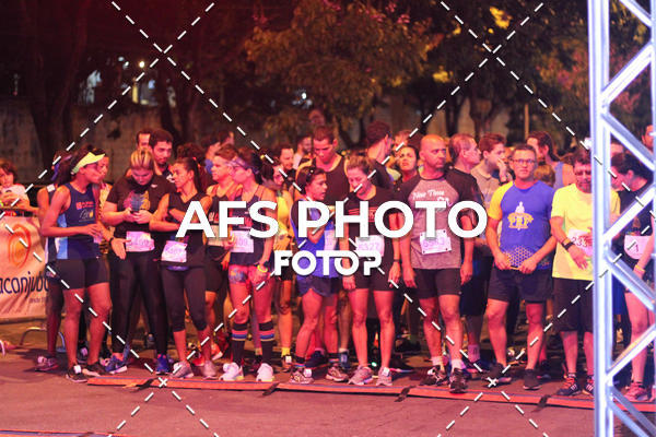 Compre as suas fotos do eventoNeon Night Run 2019 - Belo Horizonte no Fotop