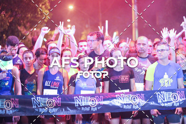 Compre suas fotos do eventoNeon Night Run 2019 - Belo Horizonte no Fotop
