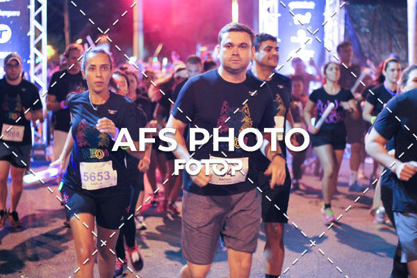 Compre suas fotos do eventoNeon Night Run 2019 - Belo Horizonte no Fotop