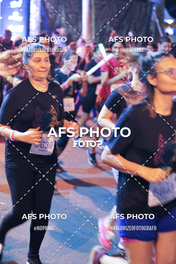 Compre suas fotos do eventoNeon Night Run 2019 - Belo Horizonte no Fotop