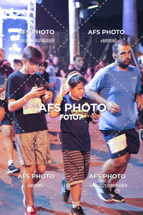 Compre suas fotos do eventoNeon Night Run 2019 - Belo Horizonte no Fotop