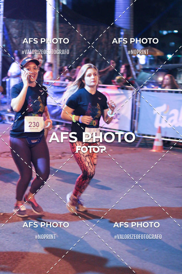 Compre suas fotos do eventoNeon Night Run 2019 - Belo Horizonte no Fotop