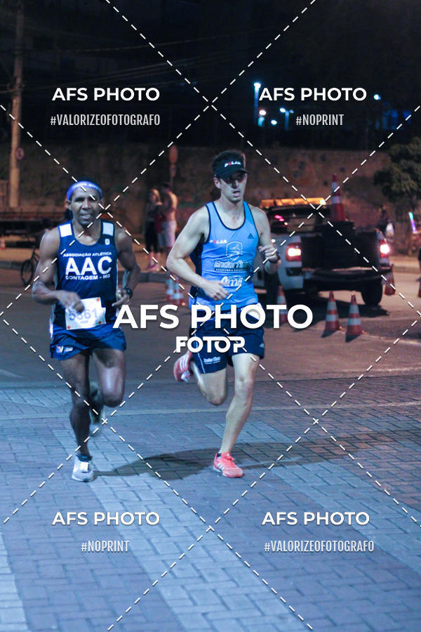 Buy your photos of the eventNeon Night Run 2019 - Belo Horizonte on Fotop