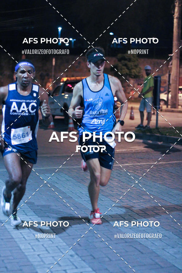 Buy your photos of the eventNeon Night Run 2019 - Belo Horizonte on Fotop
