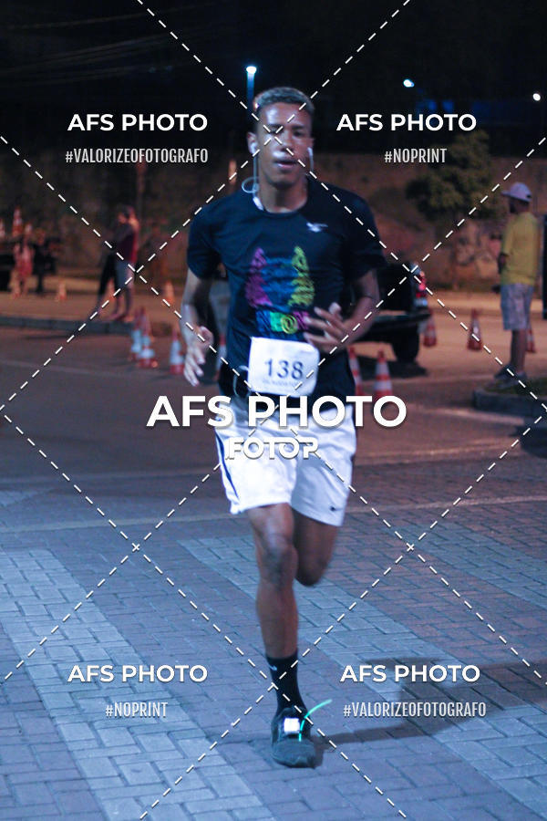 Buy your photos of the eventNeon Night Run 2019 - Belo Horizonte on Fotop