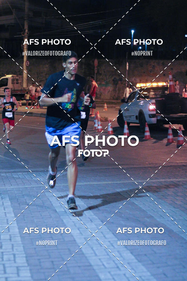Buy your photos of the eventNeon Night Run 2019 - Belo Horizonte on Fotop