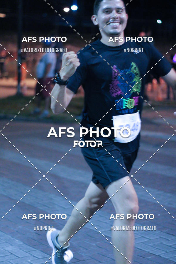 Buy your photos of the eventNeon Night Run 2019 - Belo Horizonte on Fotop