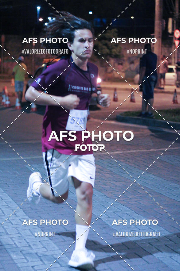 Compre suas fotos do eventoNeon Night Run 2019 - Belo Horizonte no Fotop