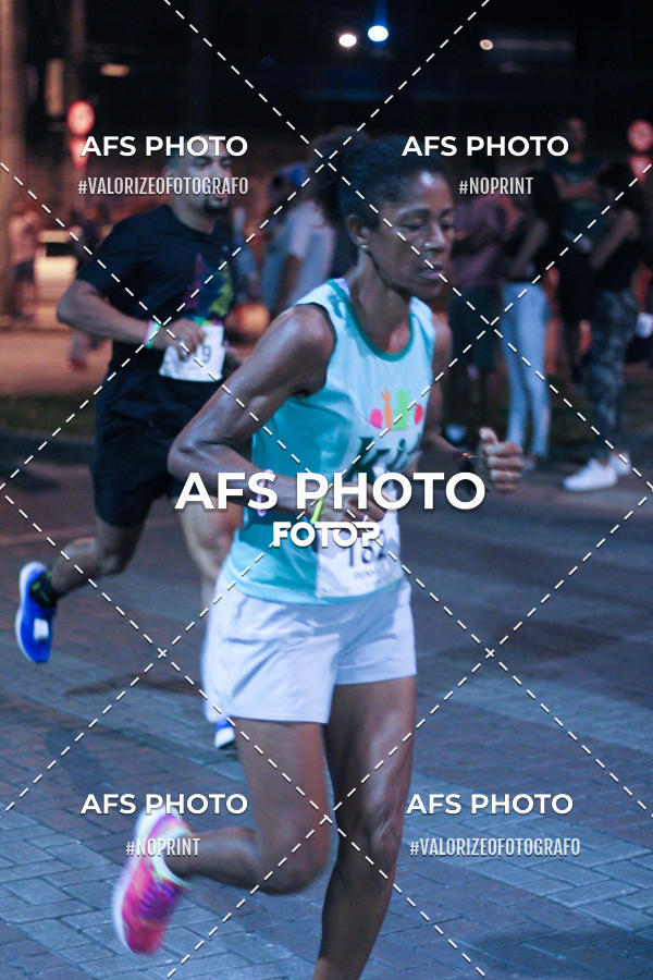 Buy your photos of the eventNeon Night Run 2019 - Belo Horizonte on Fotop