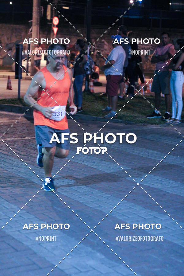 Compra tus fotos del eventoNeon Night Run 2019 - Belo Horizonte En Fotop