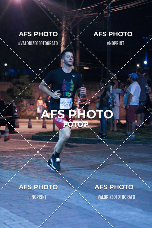 Compra tus fotos del eventoNeon Night Run 2019 - Belo Horizonte En Fotop