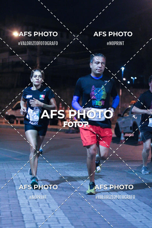 Compra tus fotos del eventoNeon Night Run 2019 - Belo Horizonte En Fotop