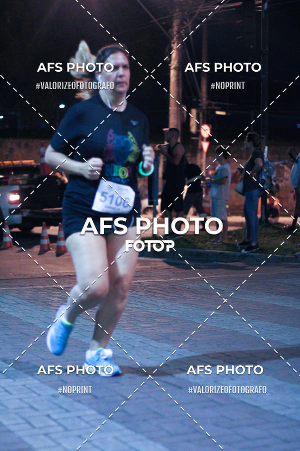 Compra tus fotos del eventoNeon Night Run 2019 - Belo Horizonte En Fotop