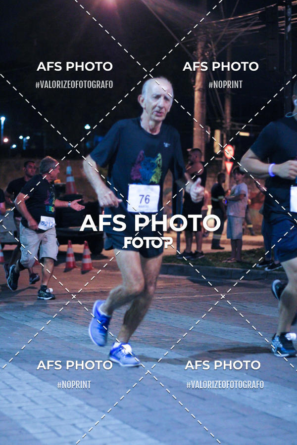 Buy your photos of the eventNeon Night Run 2019 - Belo Horizonte on Fotop