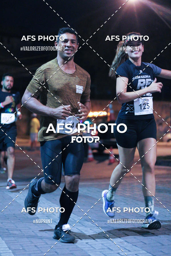 Buy your photos of the eventNeon Night Run 2019 - Belo Horizonte on Fotop