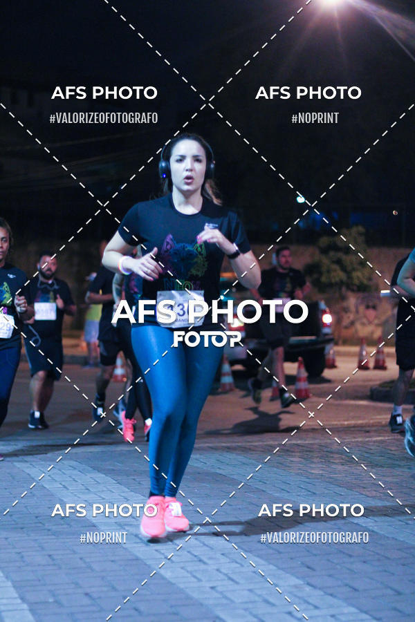 Buy your photos of the eventNeon Night Run 2019 - Belo Horizonte on Fotop