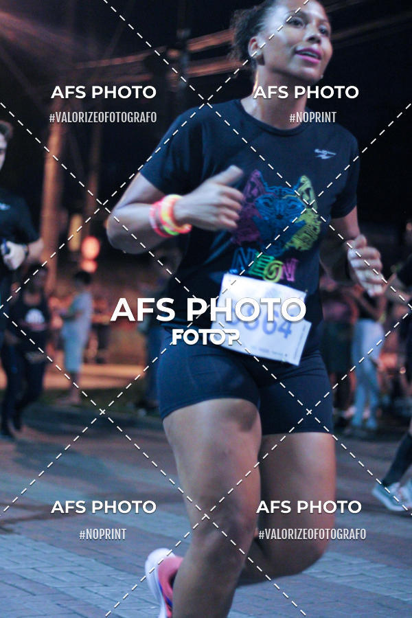 Compre as suas fotos do eventoNeon Night Run 2019 - Belo Horizonte no Fotop