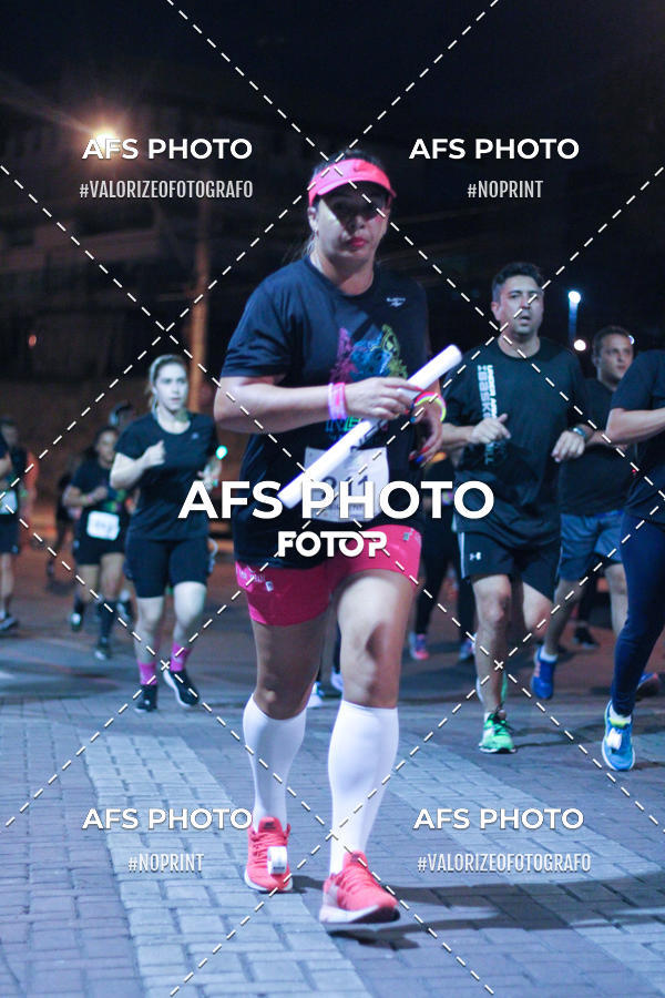 Compre as suas fotos do eventoNeon Night Run 2019 - Belo Horizonte no Fotop