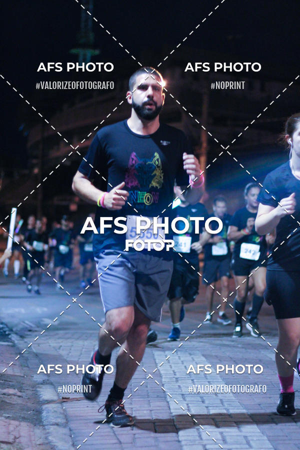 Compre as suas fotos do eventoNeon Night Run 2019 - Belo Horizonte no Fotop