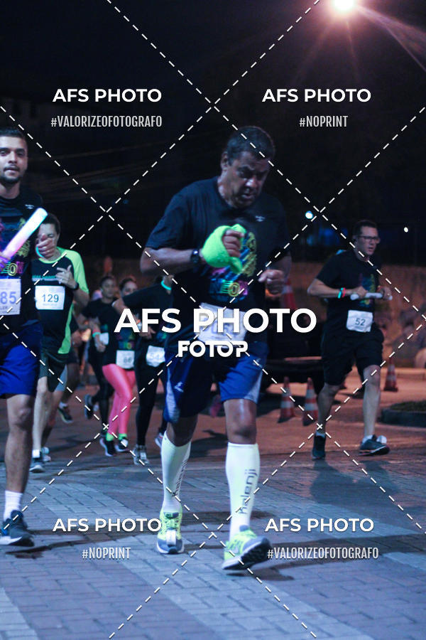 Compra tus fotos del eventoNeon Night Run 2019 - Belo Horizonte En Fotop