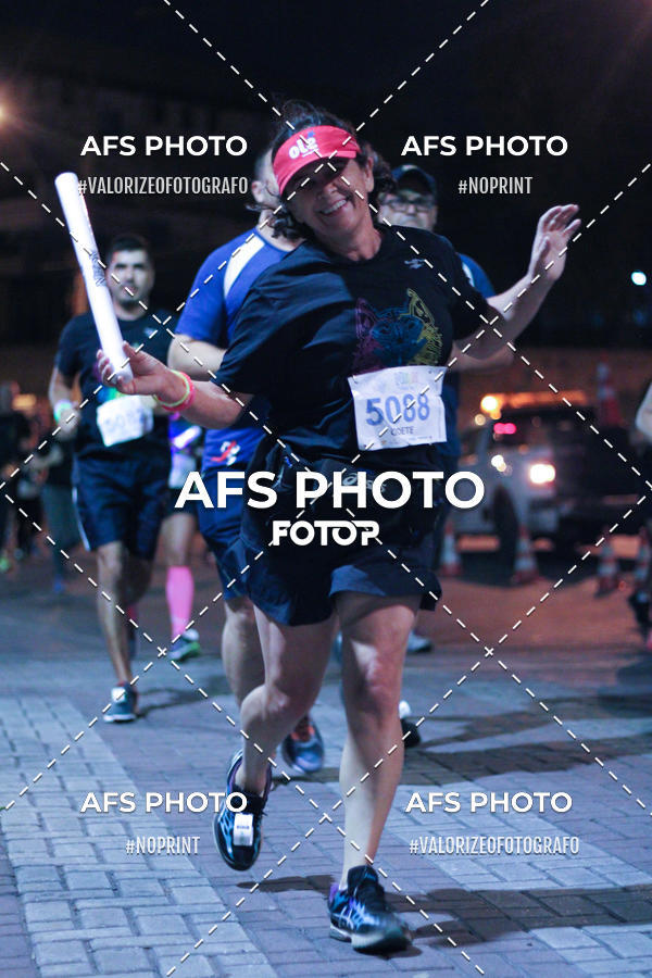 Compra tus fotos del eventoNeon Night Run 2019 - Belo Horizonte En Fotop