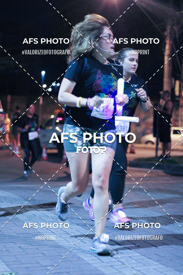 Compre as suas fotos do eventoNeon Night Run 2019 - Belo Horizonte no Fotop