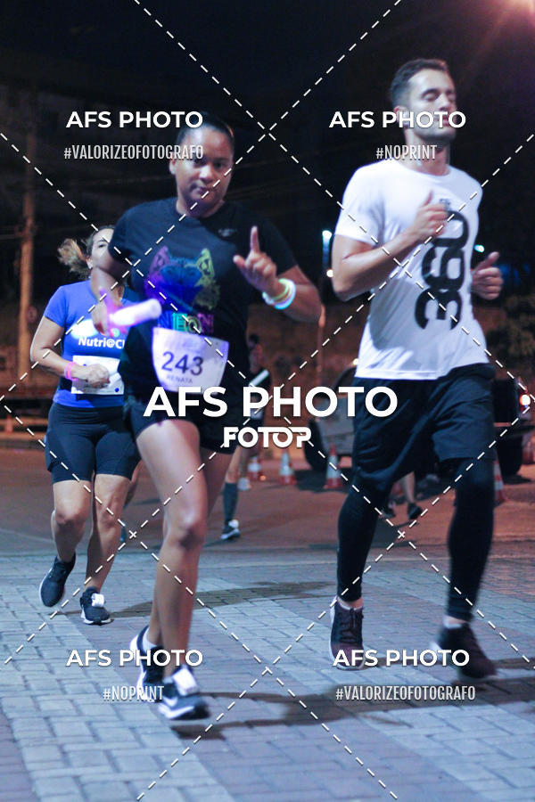 Compre as suas fotos do eventoNeon Night Run 2019 - Belo Horizonte no Fotop