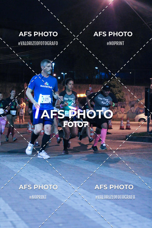 Compre as suas fotos do eventoNeon Night Run 2019 - Belo Horizonte no Fotop