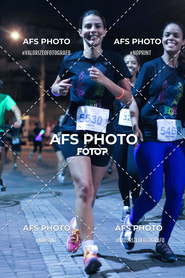 Compre as suas fotos do eventoNeon Night Run 2019 - Belo Horizonte no Fotop