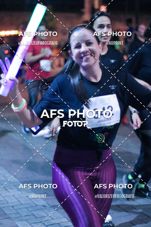 Acquista le foto dell'eventoNeon Night Run 2019 - Belo Horizonte in Fotop