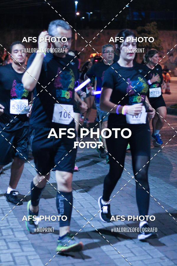 Acquista le foto dell'eventoNeon Night Run 2019 - Belo Horizonte in Fotop